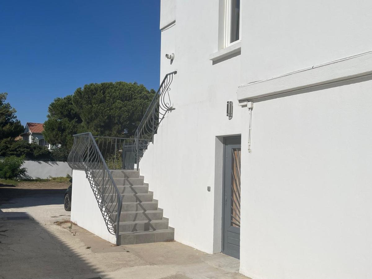 Residence San Paolisa Йер Экстерьер фото